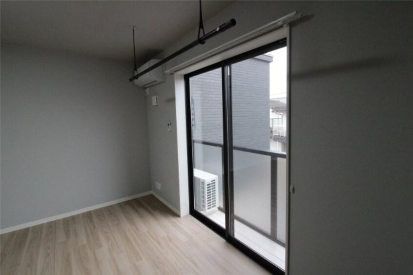  Ｋｉｃｋｙ　ｅｋｅｒ（キッキーエーカー）