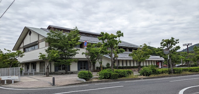 武道館まで851m ユーミーオアゾ