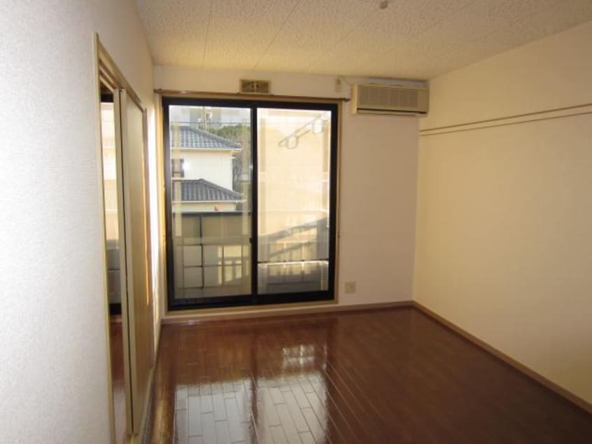 洋室 ツリーハイツ