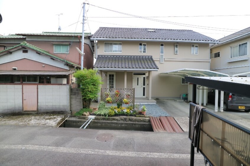  ニングル土倉 C
