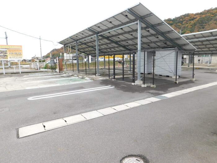  クレイン　Ｂ棟