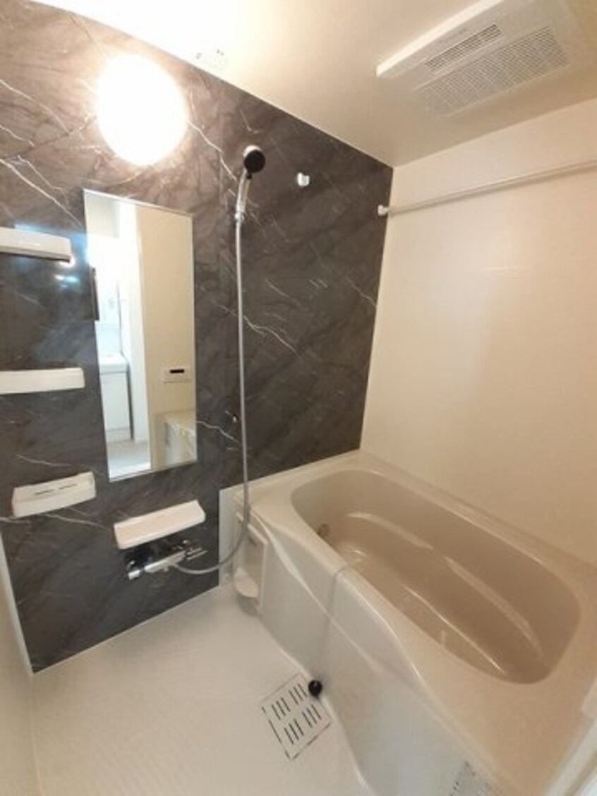  エルフトゥーロＥ