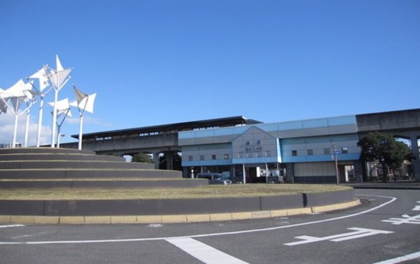 栄駅まで300m プティ・パキータ