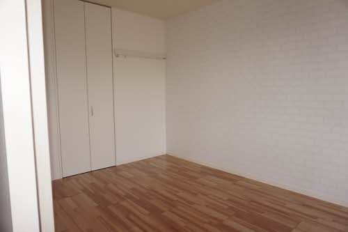  ＲＡＩＮＢＯＷ中島　Ａ棟