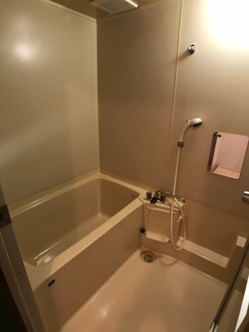  吉岡マンション　Ｄ棟