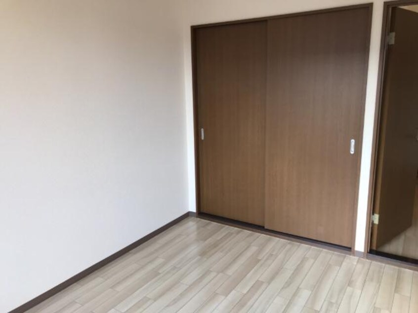 洋室 ロイヤルハイツ６９２