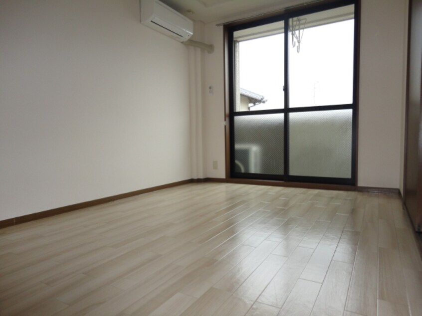 洋室 ロイヤルハイツ６９２