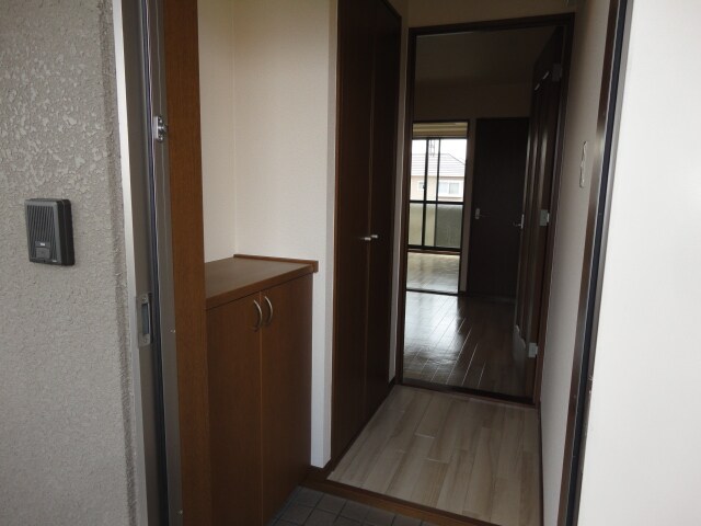 玄関 ロイヤルハイツ６９２