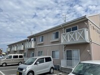 ファミール老松A