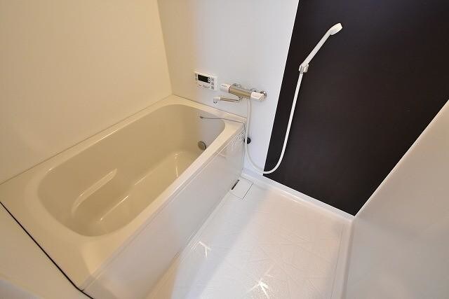  Ａ．ｚ．Ａ　鶴形