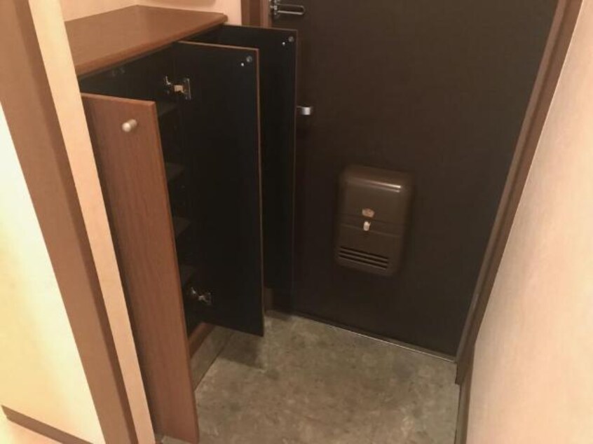 収納 イターナル壱番館