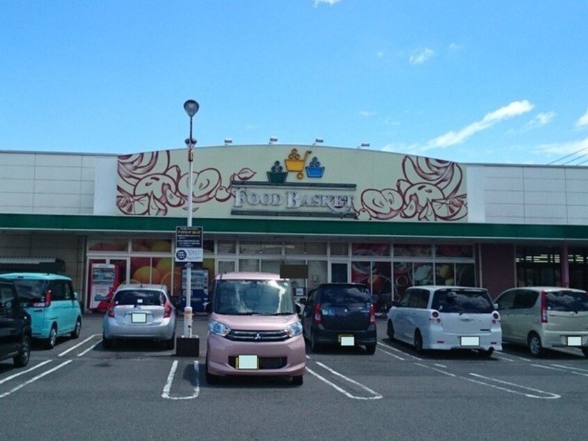 ニシナ神田店まで500m アヴァンティⅤ・Ｂ