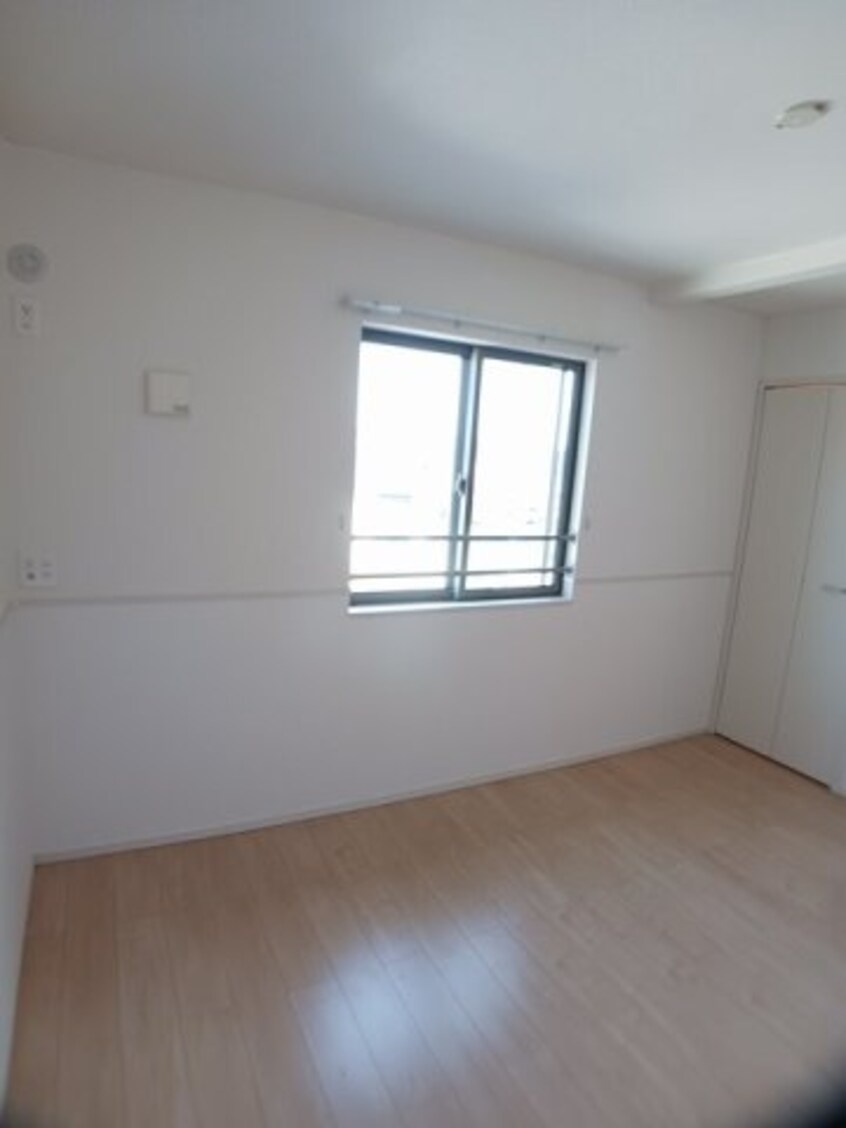  エテルナ　ナリッシュ　Ⅱ