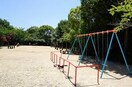 足高公園(公園)まで412m セントリビエ