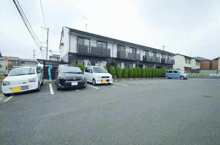  プラティア板谷A棟