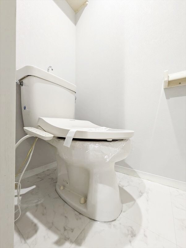  プラティア板谷A棟