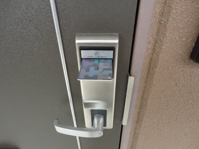 玄関カードキー ルノアール