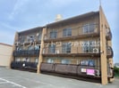 フラット西中新田の外観
