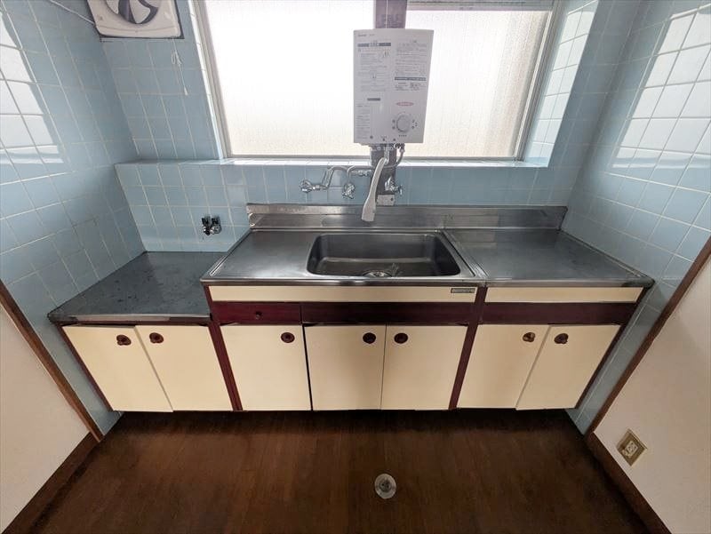  間野マンション