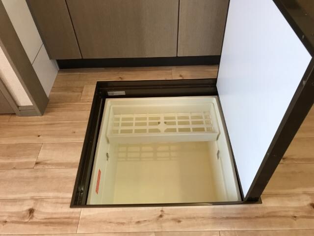 床下収納 メゾン羽島