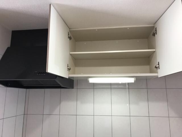 吊り戸棚 メゾン羽島