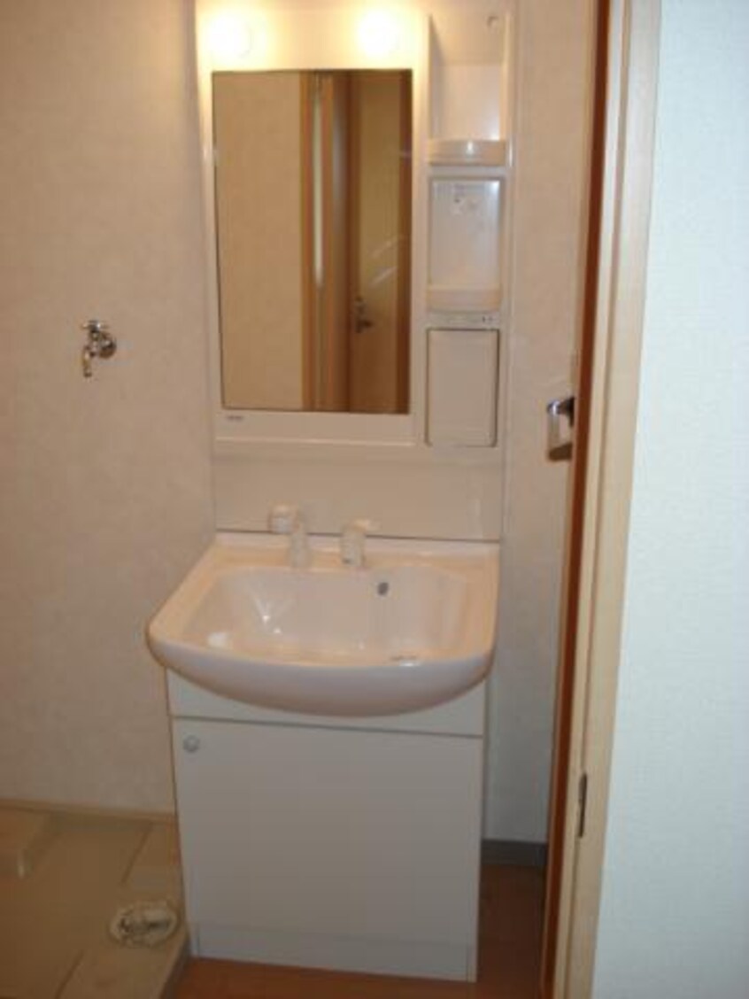 洗面 水島臨海鉄道水島本線/弥生駅 徒歩20分 2階 築20年