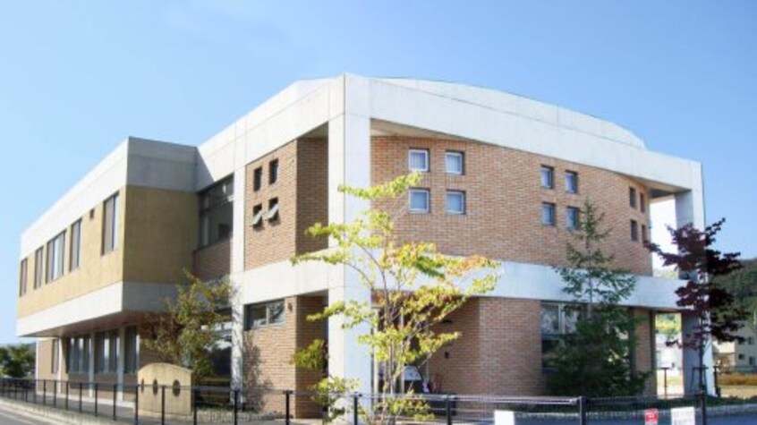 医療法人山内産婦人科クリニック(病院)まで318m 山陽本線（中国）/中庄駅 徒歩17分 2階 築30年