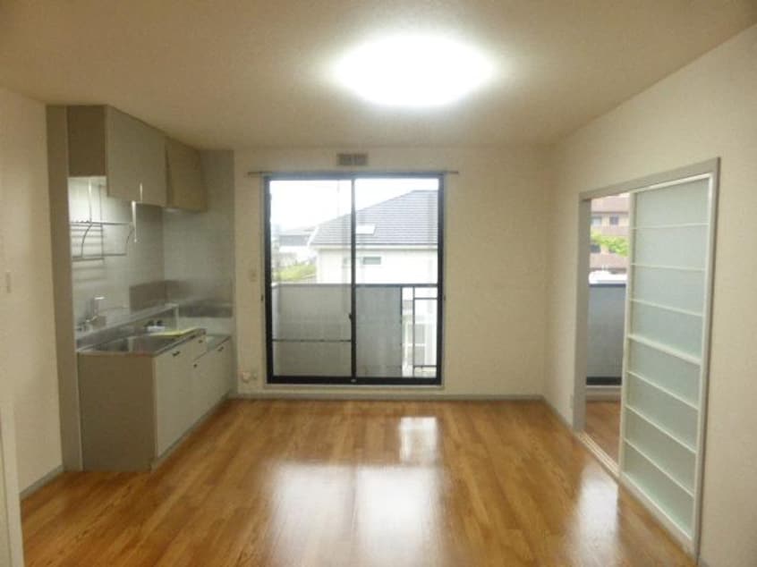 リビング 山陽本線（中国）/倉敷駅 徒歩35分 2階 築34年