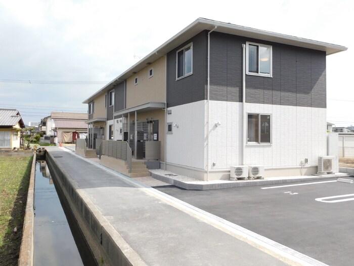  山陽本線（中国）/西阿知駅 徒歩17分 1階 築4年