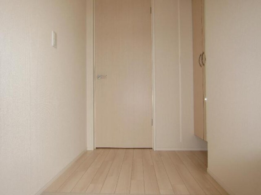 玄関 山陽本線（中国）/新倉敷駅 徒歩15分 1階 築7年