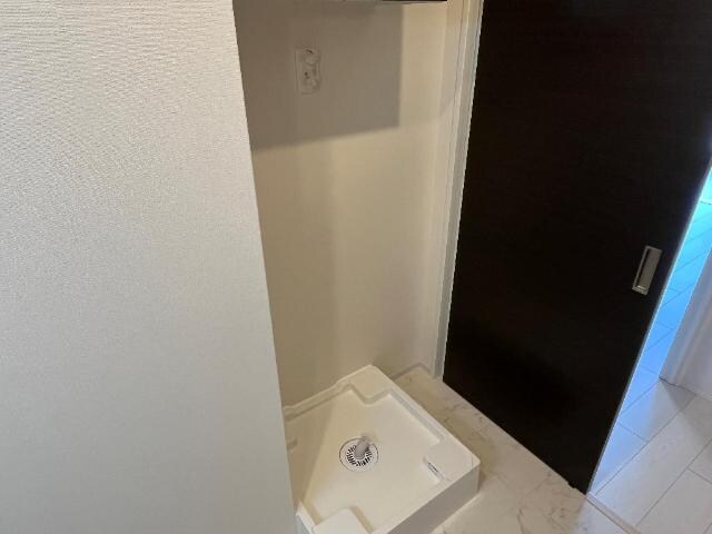 洗濯機置場 山陽本線（中国）/倉敷駅 バス8分西中学校前下車:停歩5分 2階 築2年