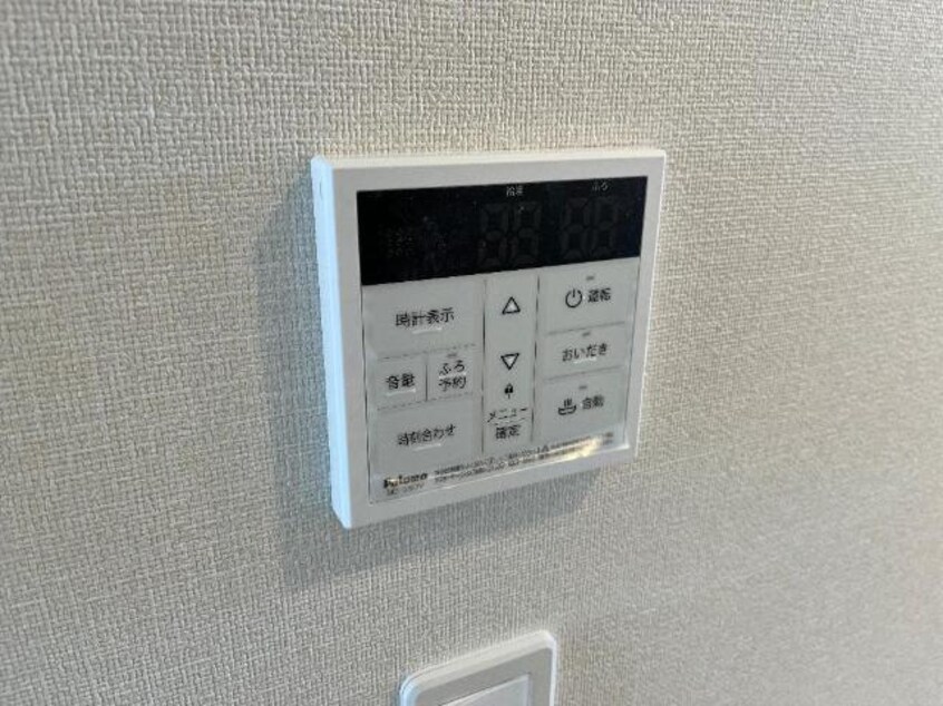 給湯リモコン 山陽本線（中国）/倉敷駅 バス8分西中学校前下車:停歩5分 2階 築2年