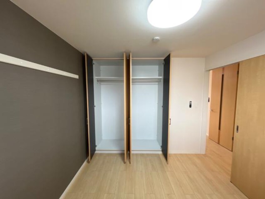 収納 山陽本線（中国）/倉敷駅 バス14分イオン西入り口下車:停歩6分 2階 築13年