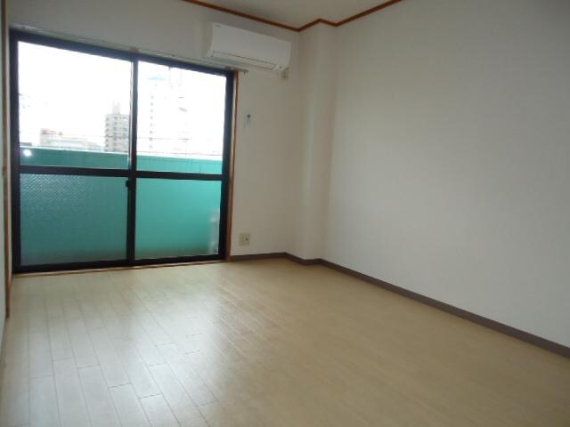 洋室Ａ 山陽本線（中国）/倉敷駅 徒歩14分 3階 築30年