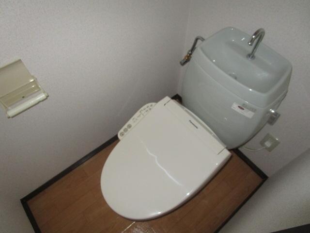 トイレ 吉備線<桃太郎線>/東総社駅 徒歩4分 1階 築37年