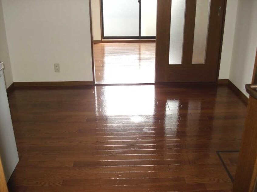 ダイニング～洋室 山陽本線（中国）/倉敷駅 バス18分日間下車:停歩5分 2階 築27年