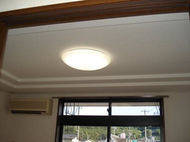 照明器具 山陽本線（中国）/倉敷駅 バス18分日間下車:停歩5分 2階 築27年