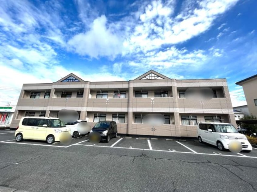 外観写真（昼） 伯備線/総社駅 徒歩12分 2階 築25年