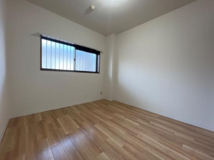 寝室 伯備線/総社駅 徒歩12分 2階 築25年