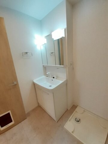  瀬戸大橋線/植松駅 徒歩20分 1階 築4年