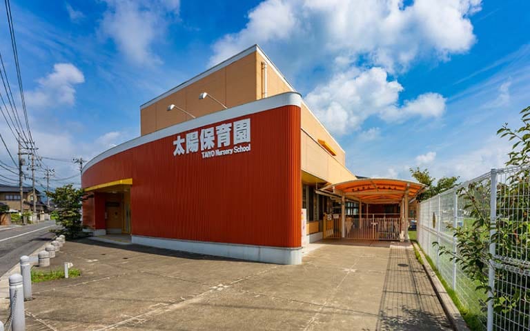 太陽保育園(幼稚園/保育園)まで1309m 吉備線<桃太郎線>/服部駅 徒歩7分 2階 築32年