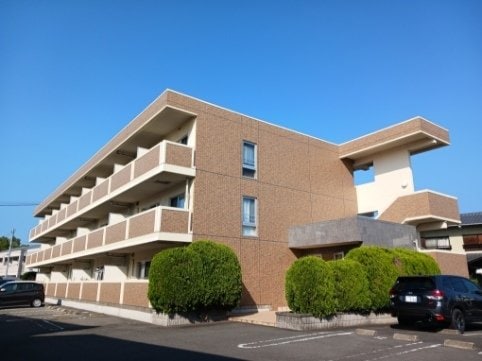  水島臨海鉄道水島本線/球場前駅 徒歩15分 3階 築19年