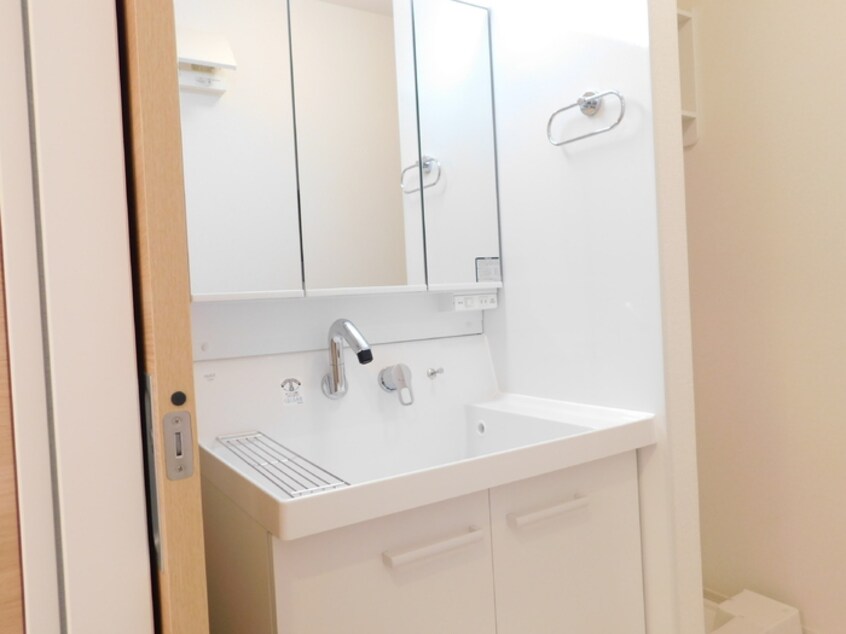  山陽本線（中国）/西阿知駅 徒歩17分 1階 築4年