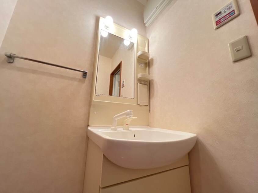  山陽本線（中国）/倉敷駅 バス15分南高入口下車:停歩3分 1階 築20年