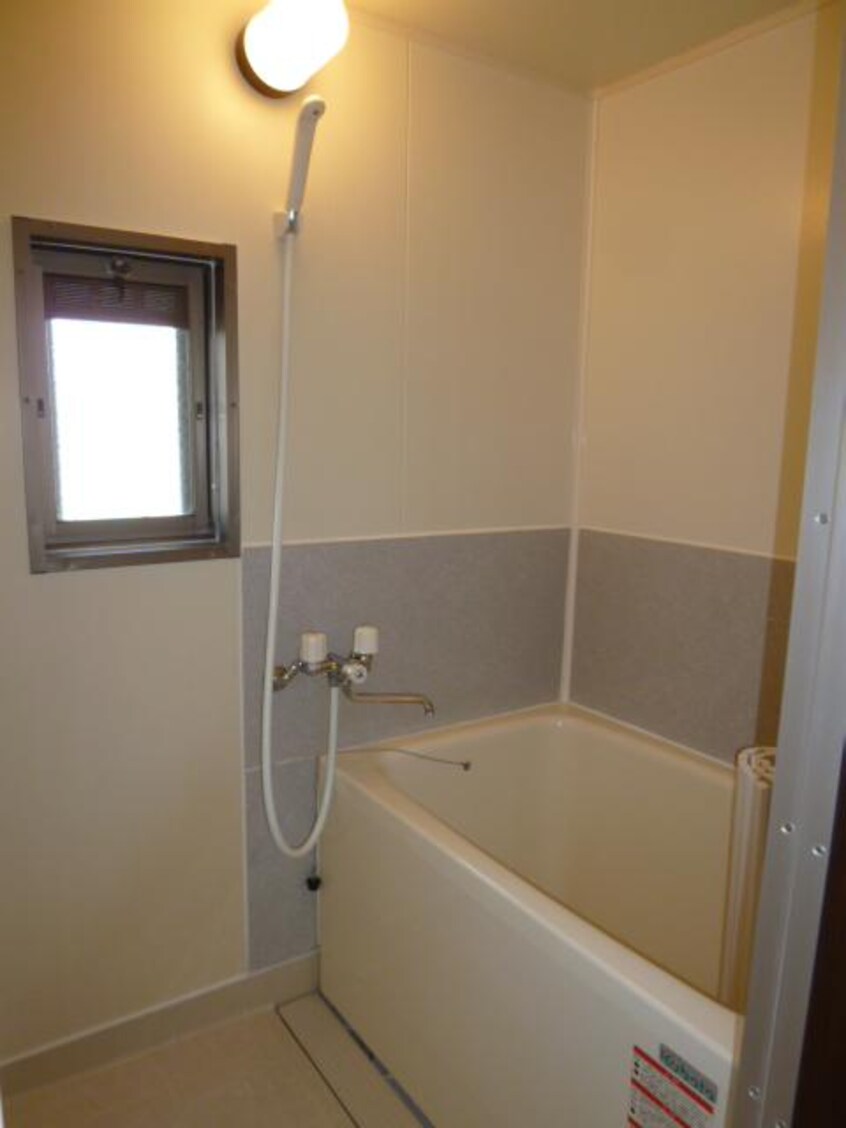 風呂 吉備線<桃太郎線>/東総社駅 徒歩10分 1階 築39年