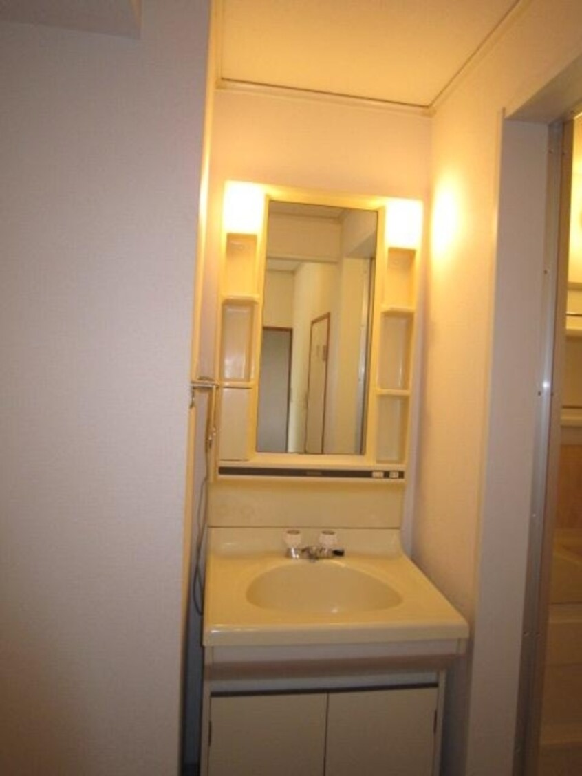  山陽本線（中国）/新倉敷駅 徒歩48分 3階 築34年