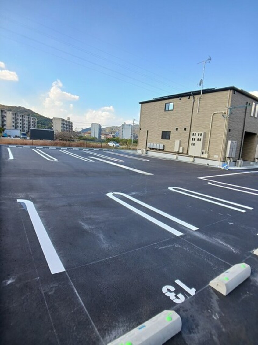  瀬戸大橋線/木見駅 徒歩7分 1階 1年未満