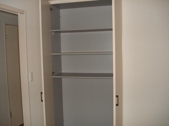 クローゼット 山陽本線（中国）/新倉敷駅 徒歩5分 2階 築15年