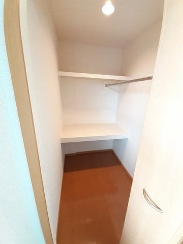  水島臨海鉄道水島本線/球場前駅 徒歩16分 2階 築19年