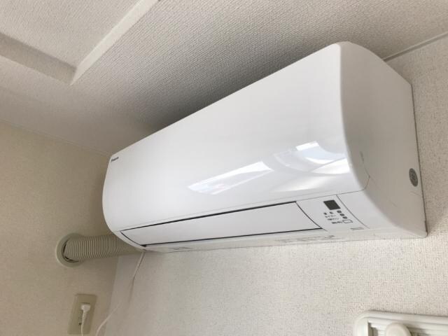 エアコン 山陽本線（中国）/倉敷駅 バス12分百舌鳥ヶ鼻下車:停歩8分 1階 築22年